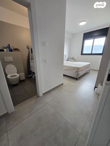 דירת גן, בית אריה / עופרים