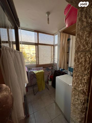 דירה, אנוסי משהד 19, ארמון הנציב, תלפיות מזרח, ירושלים