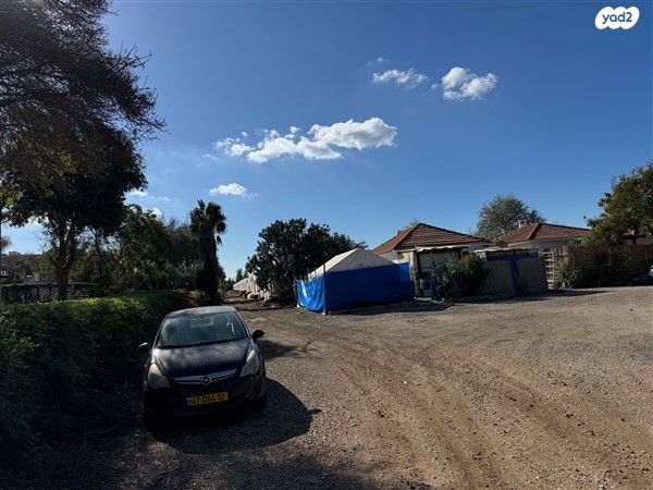 משק חקלאי/ נחלה, צרופה