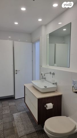 דירה, ניסים אלוני 16, צמרות איילון, פארק צמרת, תל אביב יפו