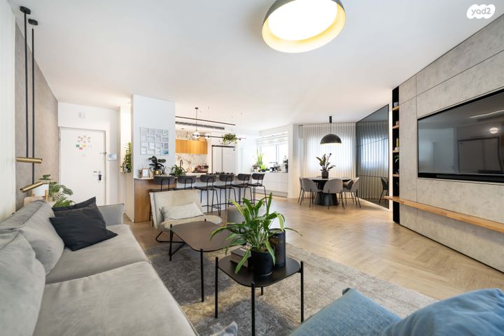 דירה, הכבאים 19, נווה יהושע, ערמונים, רמת גן