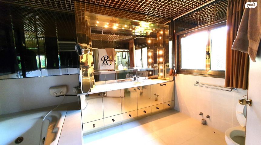 בית פרטי/ קוטג', סביון