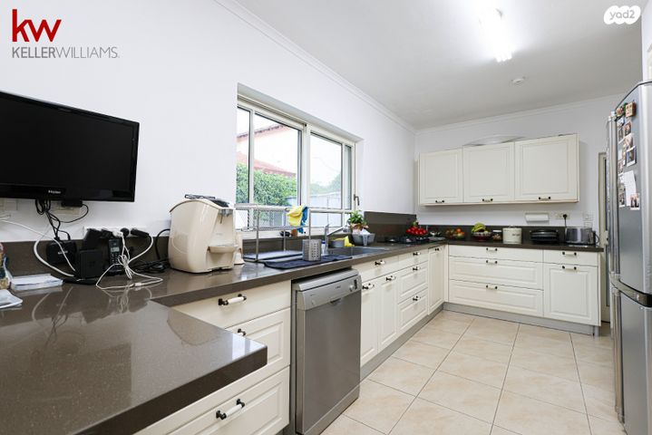 דו משפחתי, פרדס משותף, רעננה