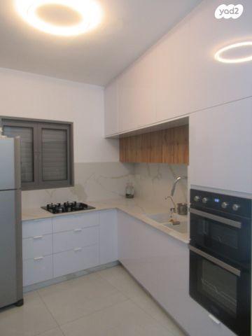 דירה, השניים, פרדס כץ, בני ברק