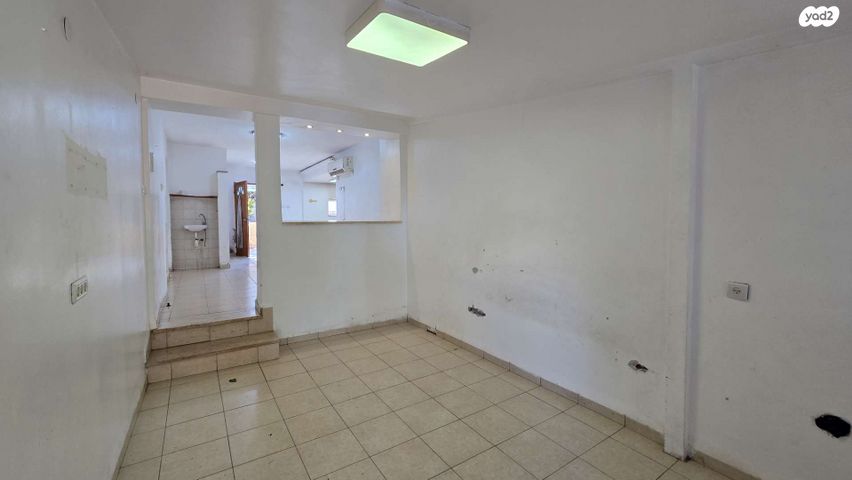 דירת גן, השבעה, בן גוריון כנען, צפת