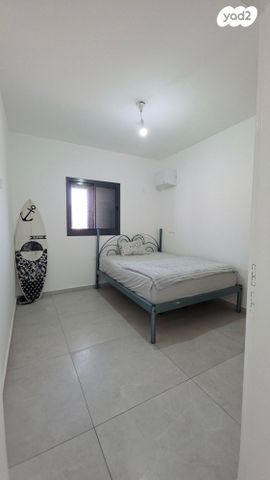 דירה, רמב"ם 5, רמב"ם, טירת כרמל