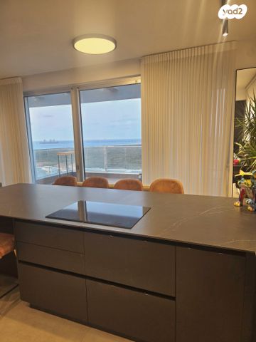 דירה, גבעת אולגה, חדרה