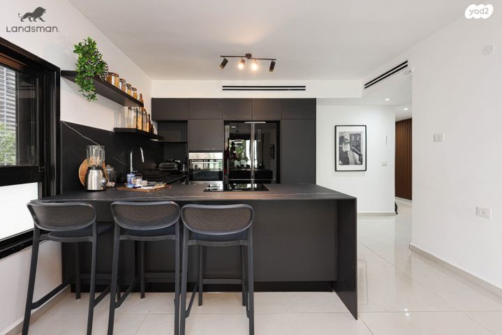 דירה, מכבי, נווה דוד רמז, רעננה