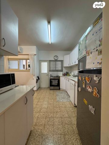 דירה, הרצל 62, מרכז, כפר סבא