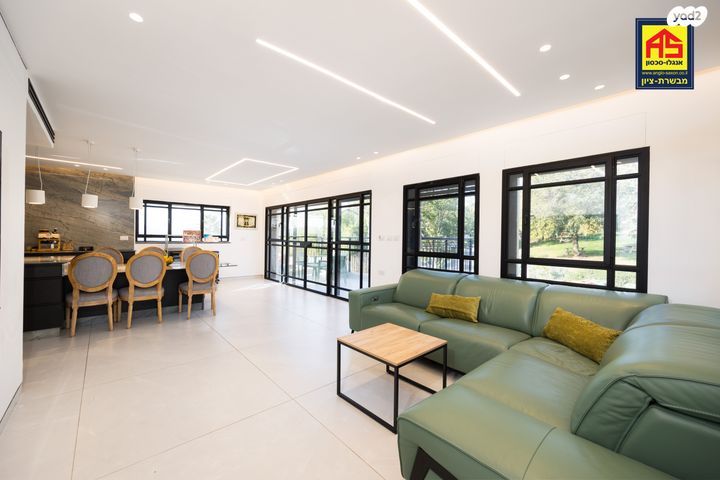 דירה, מבשרת ציון