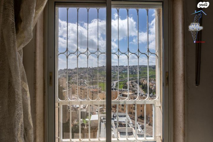 דירה, המחתרות 13, ארמון הנציב, תלפיות מזרח, ירושלים