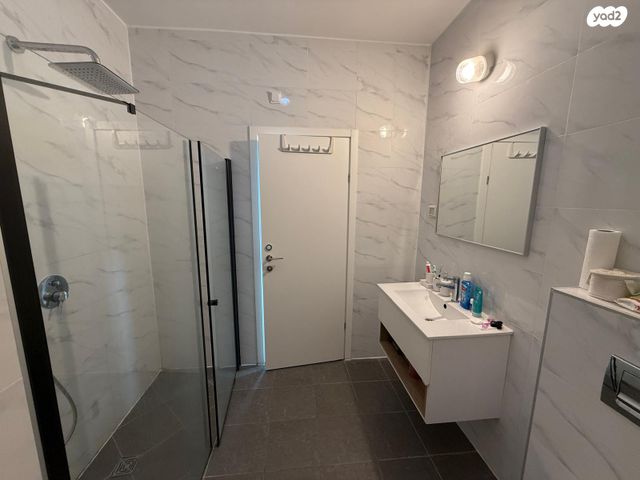 דירה, יצחק שמיר 10, נווה שרון / שער העיר, נתיבות