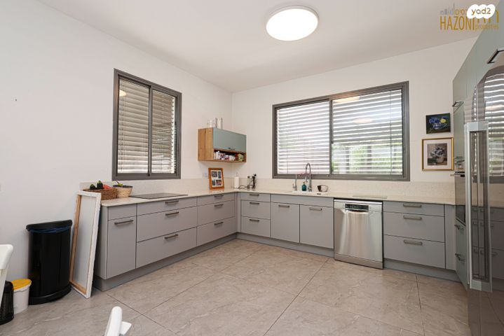 דו משפחתי, פרדס משותף, רעננה