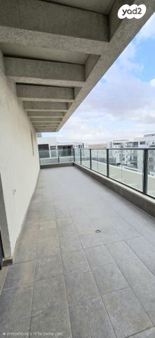 גג/ פנטהאוז, נחל קדרון, פארק הנחל, באר שבע