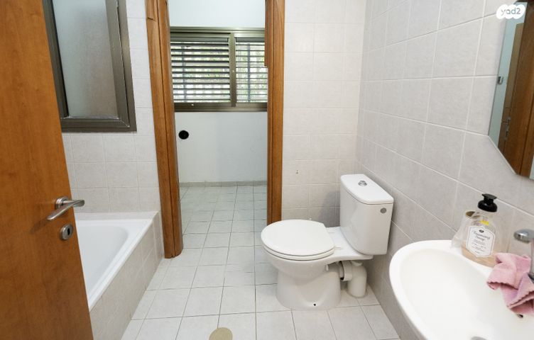 דירה, אביב, הרצליה הירוקה, נווה עובד, הרצליה