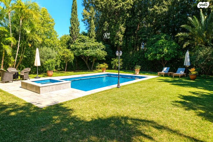 בית פרטי/ קוטג', סביון