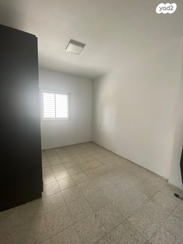 דירה, האיילון 9, גני יער, לוד