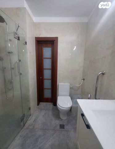 דירה, קדושי קהיר, נאות רחל, חולון