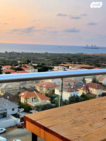 דירה, גבעת אולגה, חדרה