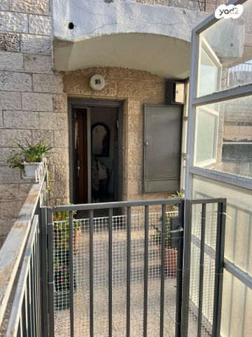 אנוסי משהד 19