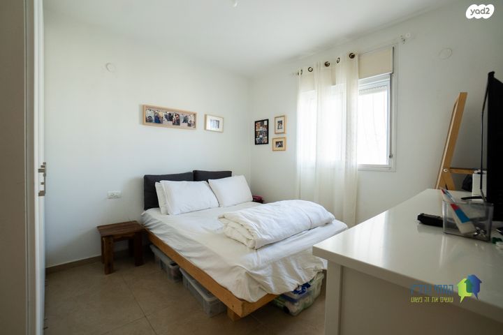 דירה, צלילי חנינא, ניר אביב, תל אביב יפו