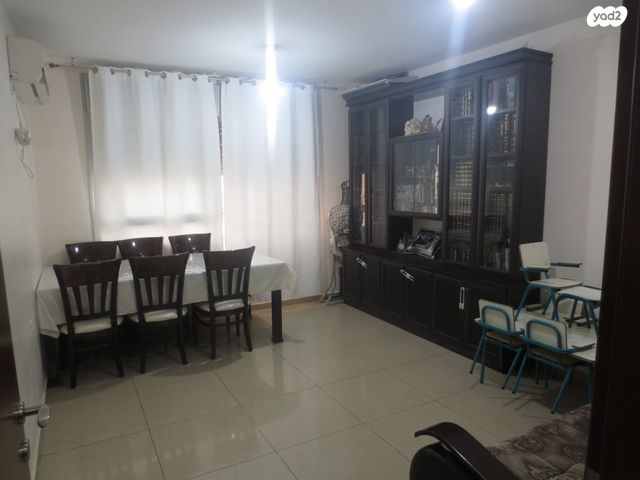 האדמו"ר מחב"ד 2