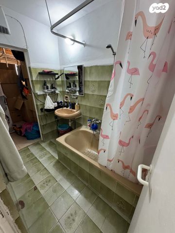 דירה, אבן גבירול, נאות אשכול, שדרות