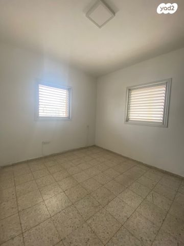 דירה, האיילון 9, גני יער, לוד