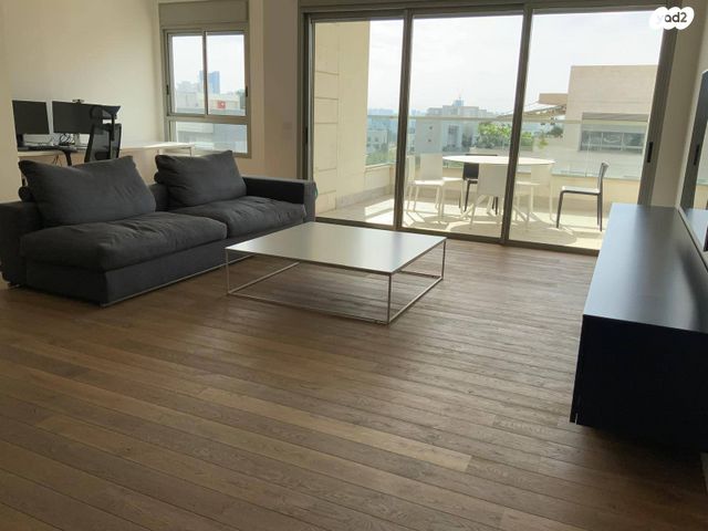 דירה, פרנץ קפקא 3, המשתלה, תל אביב יפו