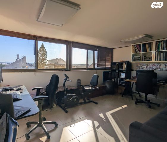 בית פרטי/ קוטג', מזכרת בתיה