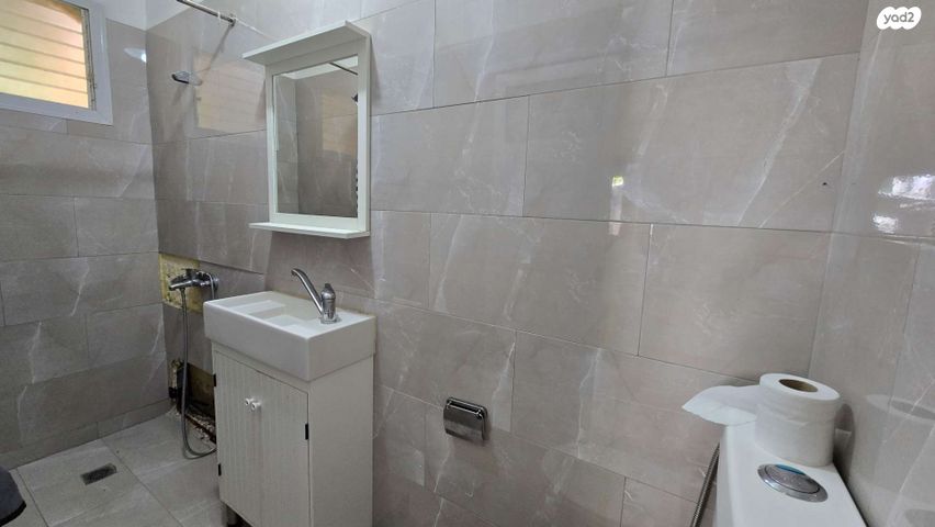 דירת גן, השבעה, בן גוריון כנען, צפת