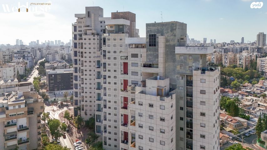 נווה יהושע, ערמונים