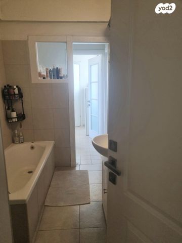 דירה, ארלוזורוב, כפר סבא