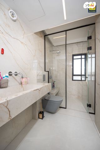 דירה, מבשרת ציון