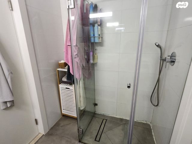 דירה, יצחק רבין 24, קרית רבין, חולון