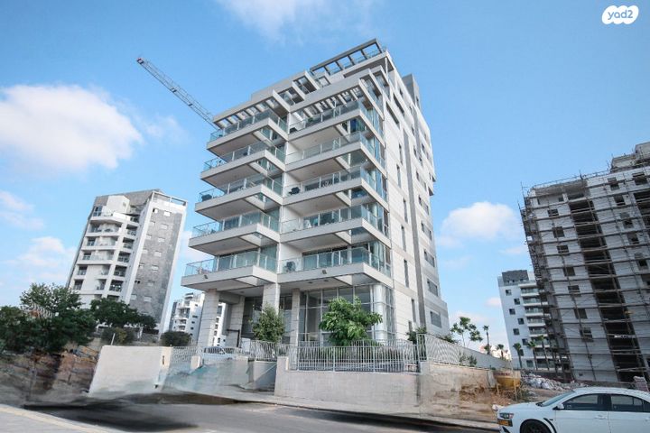 דירה, גבעת אולגה, חדרה