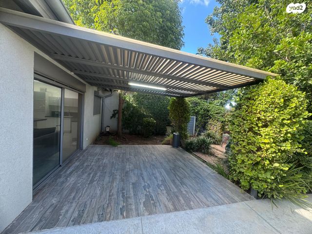 דו משפחתי, אליעזר קפלן, נאות גנים, נתניה