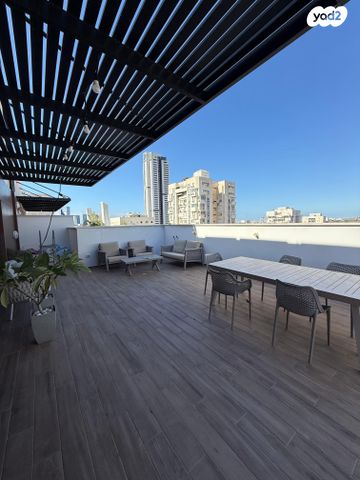 גג/ פנטהאוז, יוסף הגלילי, שכונת בן גוריון, מרכז העיר ג', רמת גן