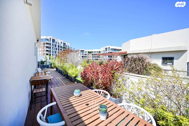 המלך ג'ורג' 8