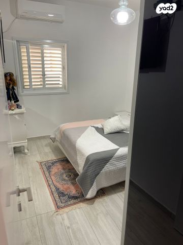 דירה, קיבוץ גלויות 14, רסקו ב', חולון