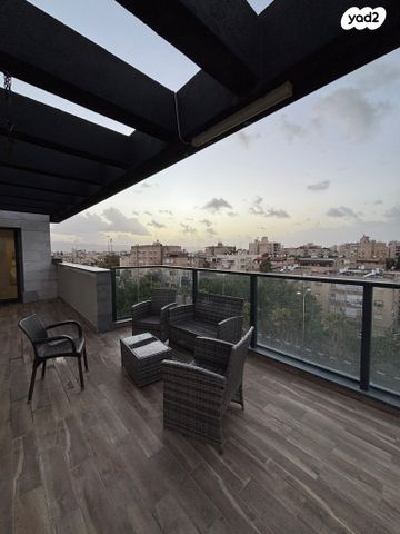 דרך עכו חיפה 150