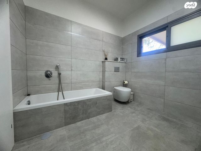 דו משפחתי, אליעזר קפלן, נאות גנים, נתניה