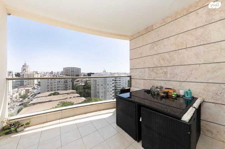 דירה, עין הקורא, אברמוביץ', ראשון לציון