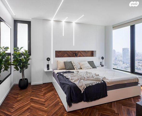 גג/ פנטהאוז, ניסים אלוני, צמרות איילון, פארק צמרת, תל אביב יפו