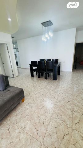 דירה, הצנחנים 32, קרית שמואל, טבריה