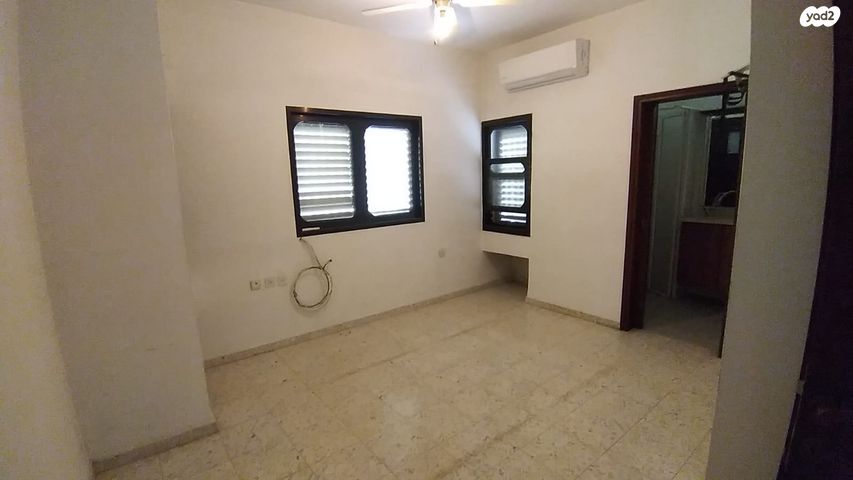 דו משפחתי, מזכרת בתיה