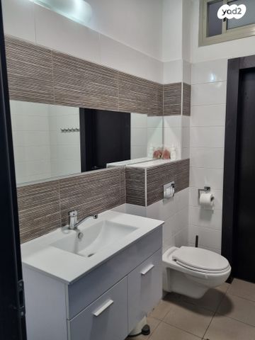 דירה, מגדל העמק