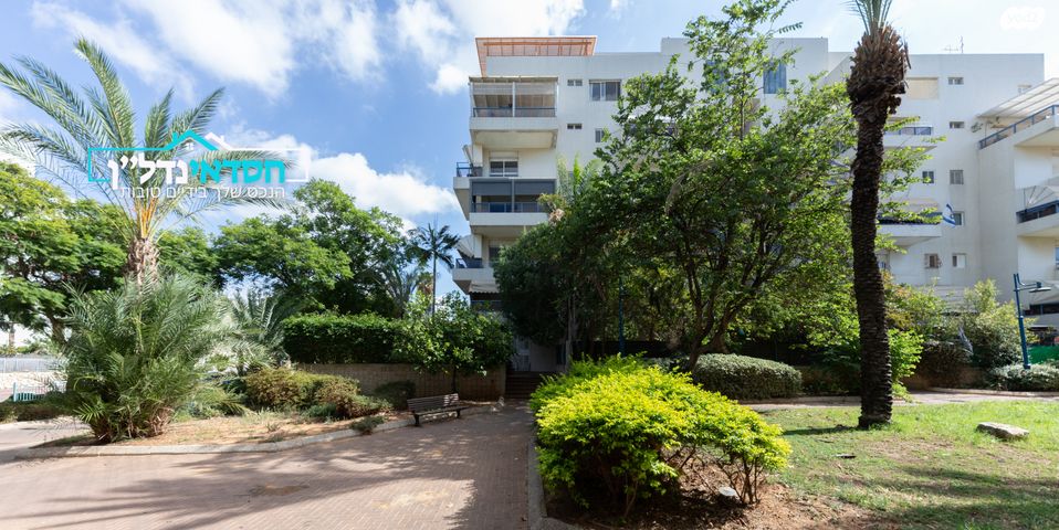 דירה, שדרות דואני, נאות בגין, לב יבנה, יבנה