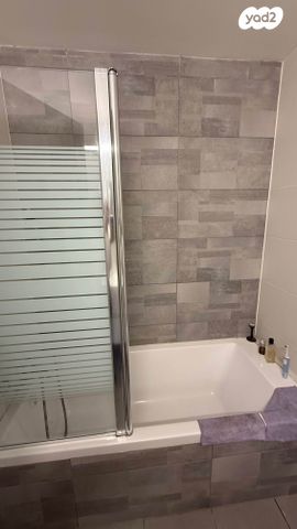 דירה, גרציאני יצחק, גני שרונה, קרית הממשלה, תל אביב יפו