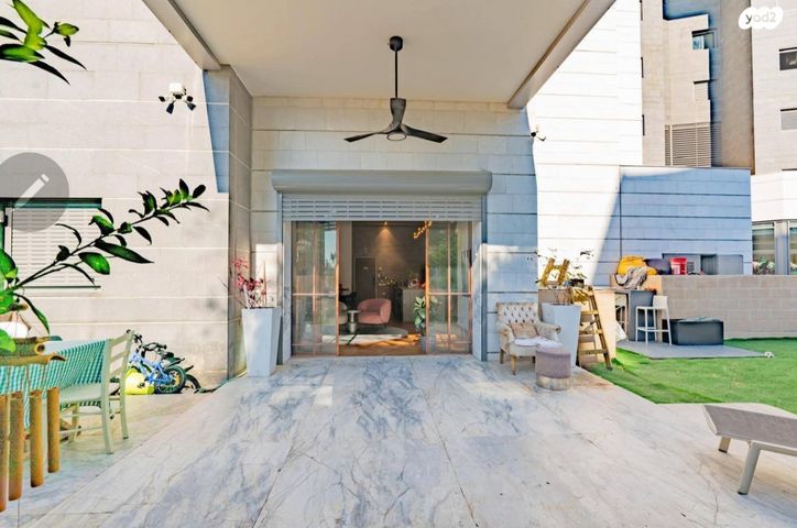 דירת גן, יהודה עמיחי, תכנית ל', למד, תל אביב יפו